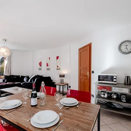 Alpes 4 Apartment *