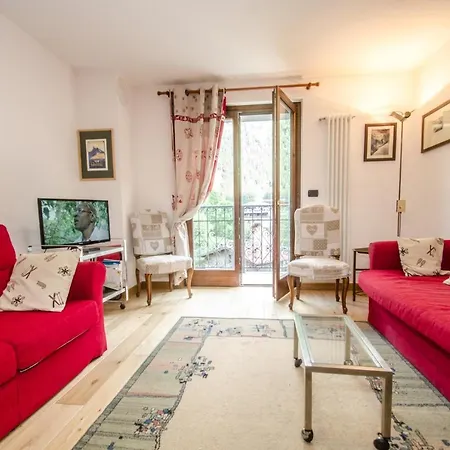 Apartment Alpes 4 *