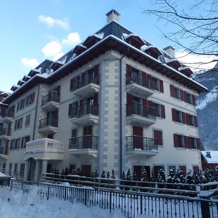 Alpes 4 Apartment *