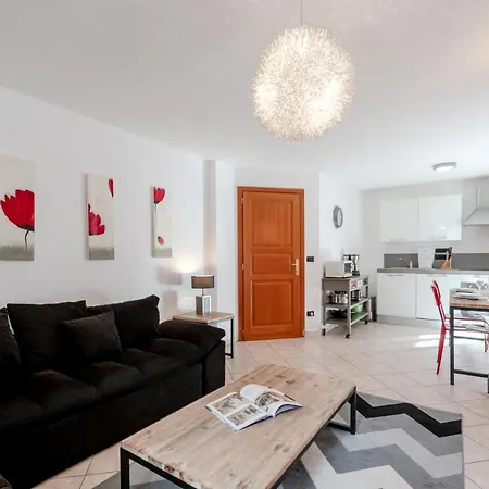 Apartment Alpes 4 *